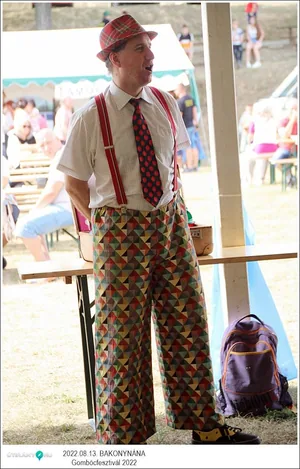 Fotók, Útirány.hu: