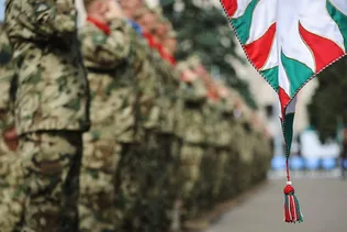 Irány a sereg! borítóképe