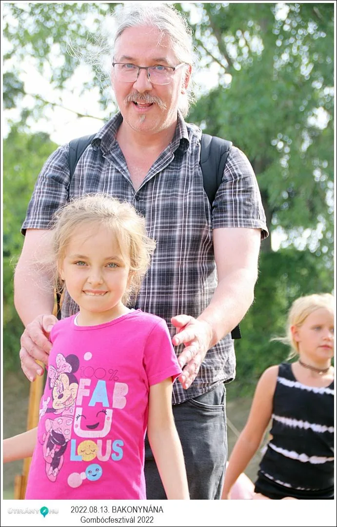 Fotók, Útirány.hu: