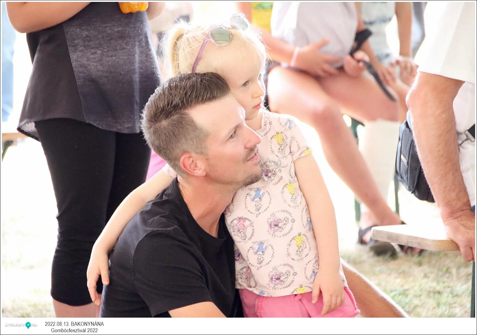 Fotók, Útirány.hu: