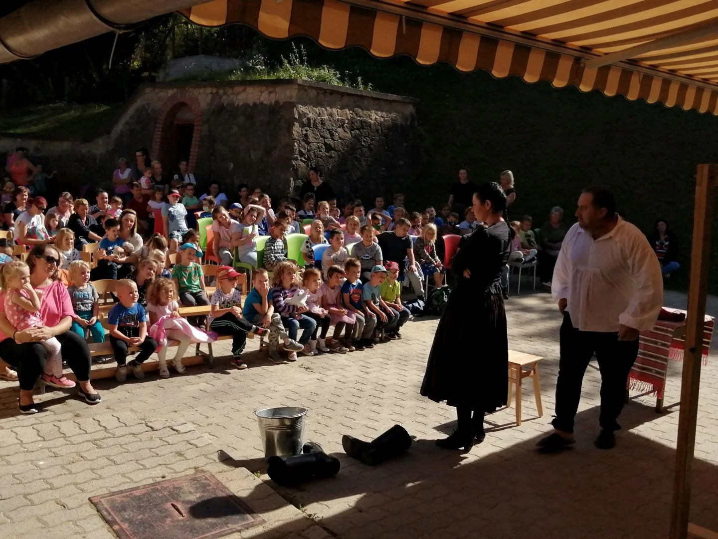 Színházi előadás 