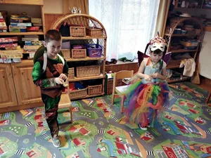 Itt a farsang áll a bál