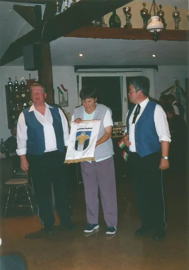 Így kezdődött képekben