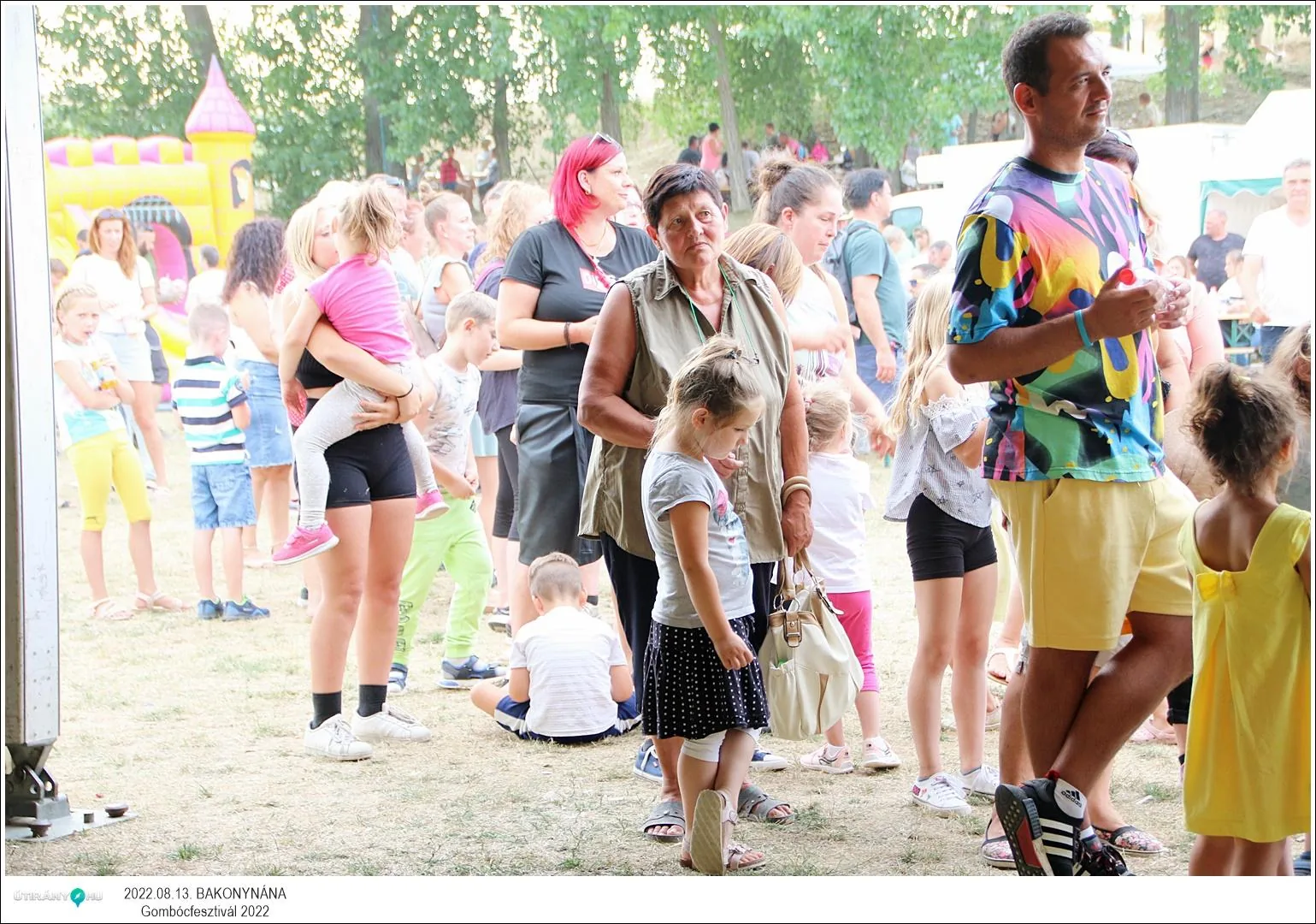 Fotók, Útirány.hu: