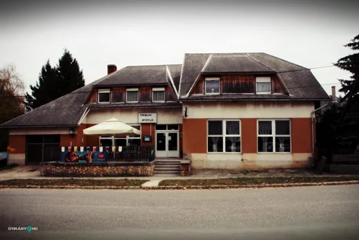 'Hangulat Presszó' cikk borítóképe