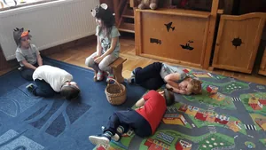 Mackó hét februárban