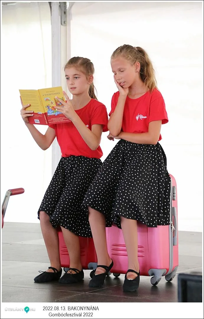 Fotók, Útirány.hu: