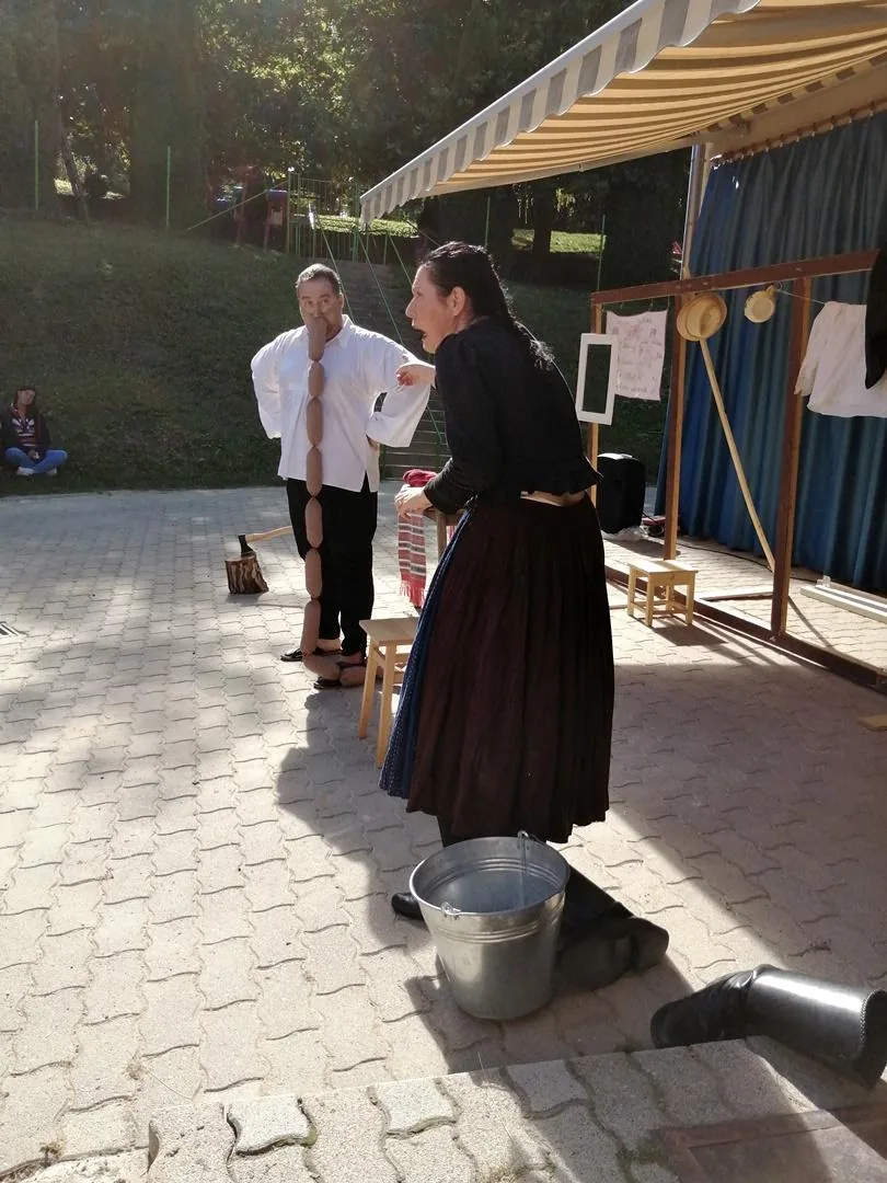 Színházi előadás 